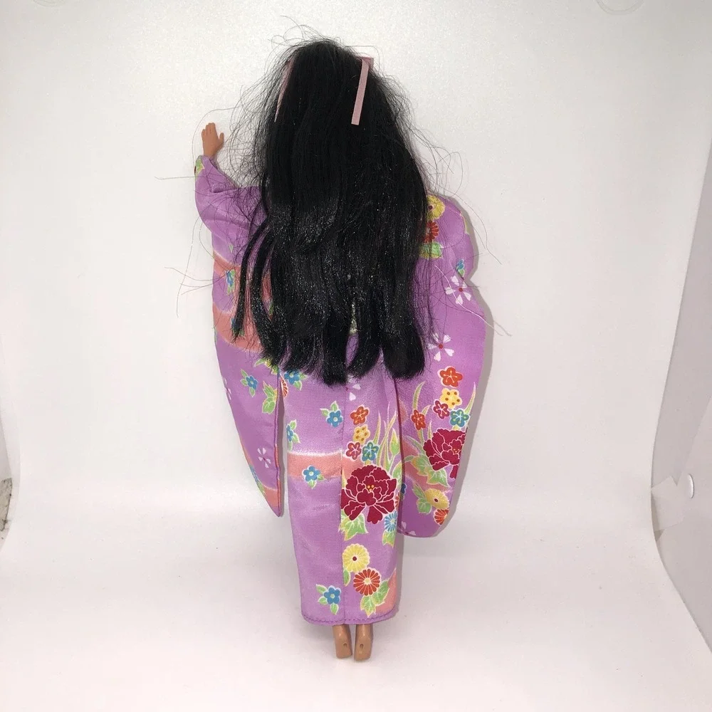 Purple Floral Kimono Dress Barbie Doll Japan Japanese Doll Of The World 1995
